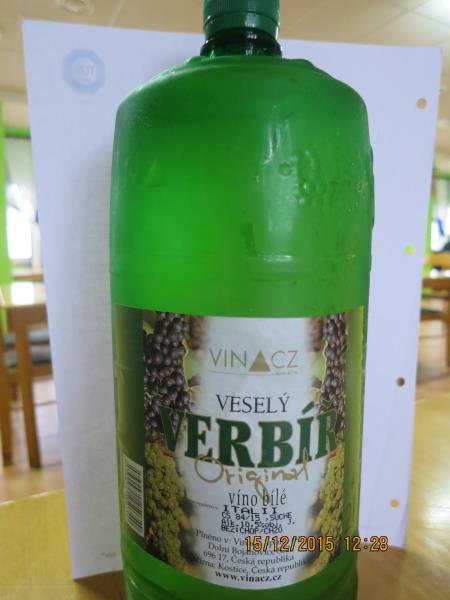 Víno bílé, suché, alk. 10,5% obj.,