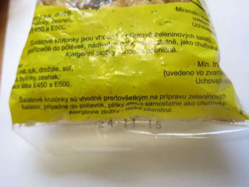Salátové krutónky česnekové