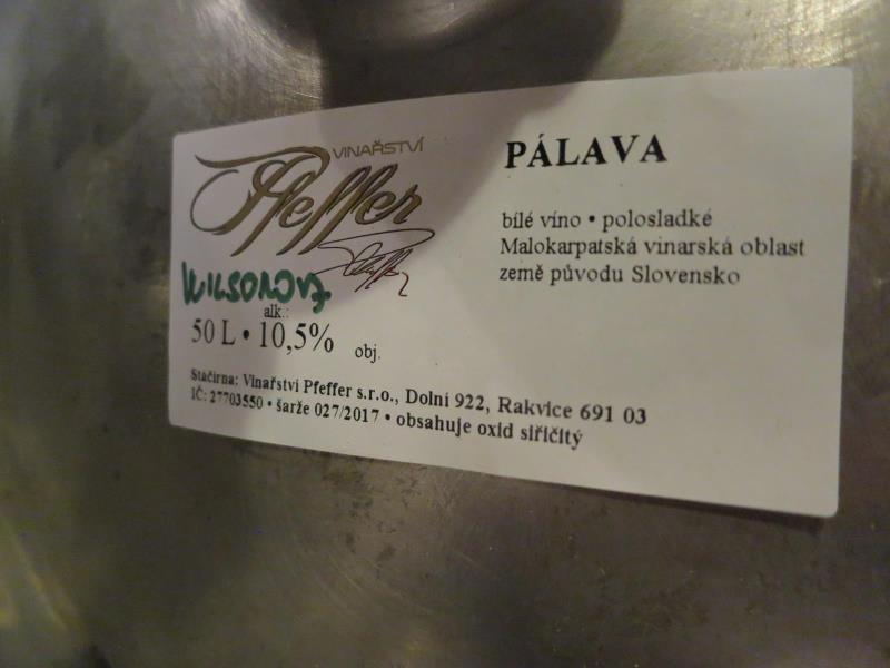 PÁLAVA, víno bílé polosladké, alk. 10,5 % obj., šarže: 027/2017