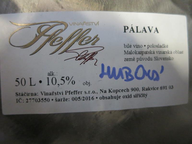 Pálava, bílé víno polosladké, alk.:10,5% obj.