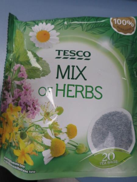 TESCO MIX OF HERBS bylinný čaj, porcovaný