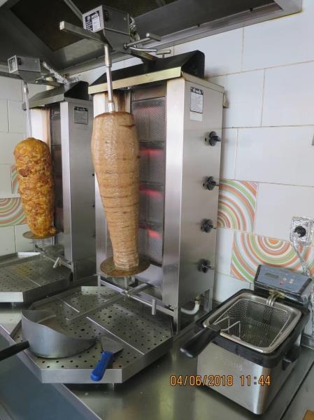 Döner Kebab na talíři (Malý talíř Kebab)