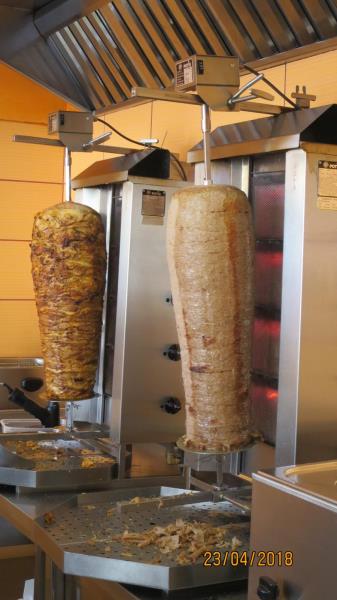 Döner kebab s telecím masem