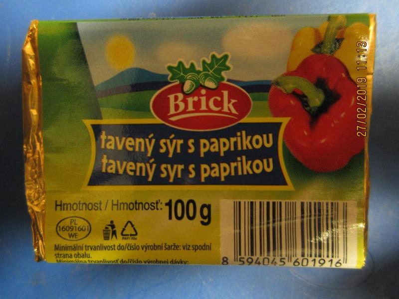 Brick tavený sýr s paprikou