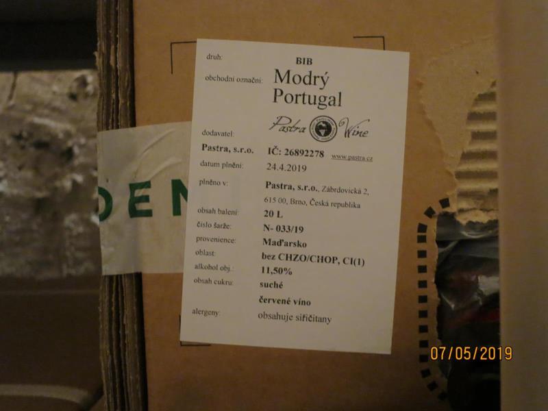 Modrý Portugal, červené víno suché, alkohol obj.: 11,5%, č.š. N-033/19, provenience Maďarsko