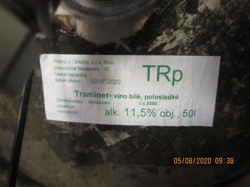 Traminer - víno bílé, polosladké, z.p. Moldavsko, alk. 11,5 % obj.