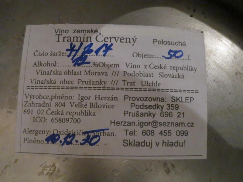 Tramín červený, polosuché, č.š. 7/2017, alk. 12% obj., MZV