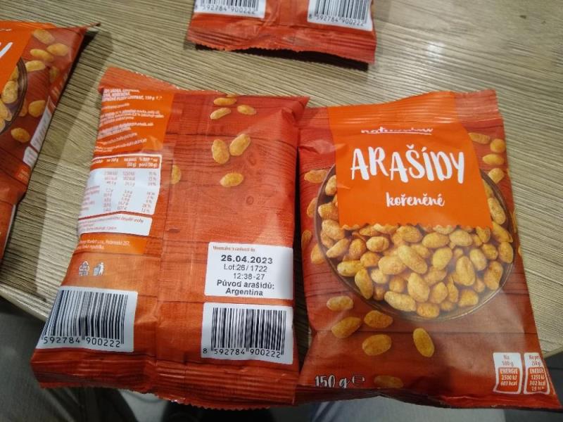 ARAŠÍDY kořeněné; naturalia, 150g