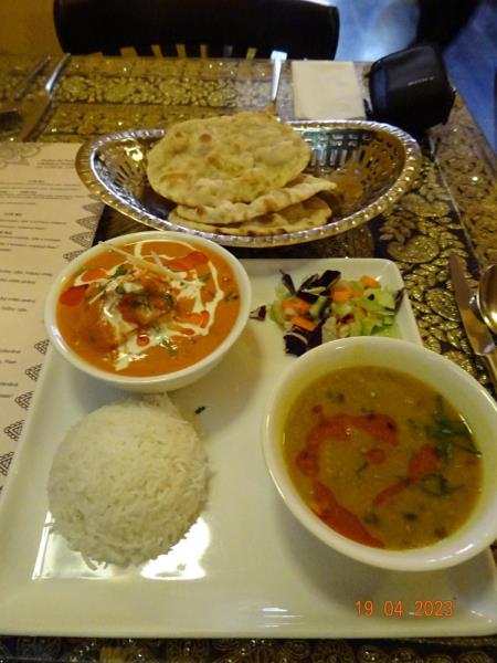 Butter Chicken, Mixed Dal, Plain Rice, Aloo Kulcha