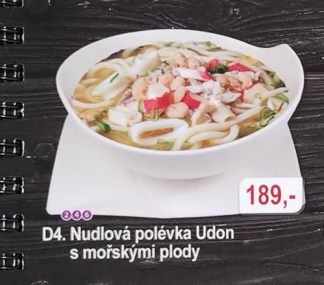 Nudlová polévka Udon s mořskými plody