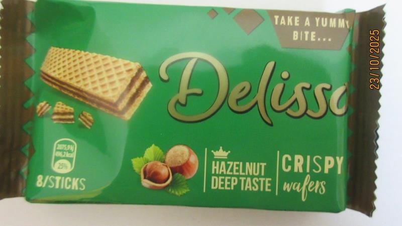 Delisso OPLATKA PLNĚNÁ KRÉMEM S LÍSKOOŘÍŠKOVOU PŘÍCHUTÍ